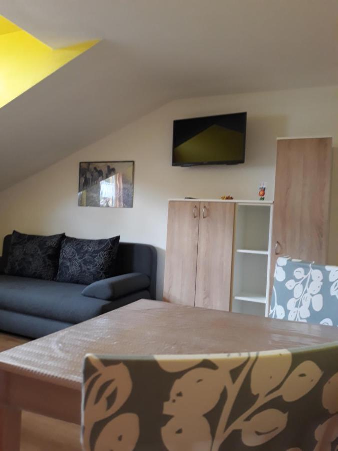Apartament Privat Jozef Wierzbów Zewnętrze zdjęcie