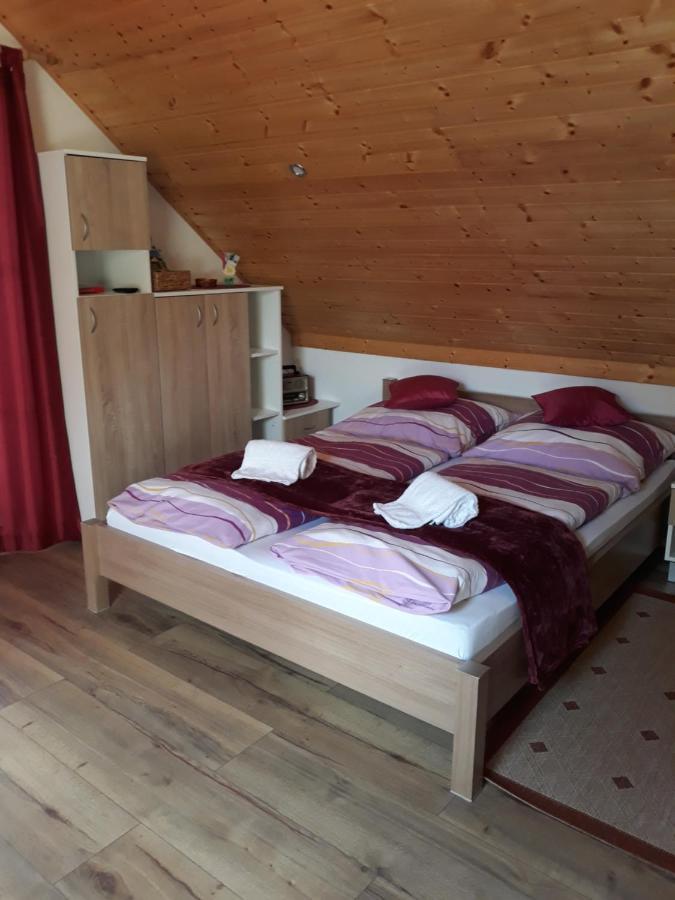 Apartament Privat Jozef Wierzbów Zewnętrze zdjęcie