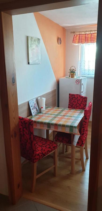 Apartament Privat Jozef Wierzbów Zewnętrze zdjęcie